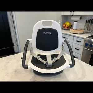 Peg Perego Rialto Booster Chair / Seat (Black / White)